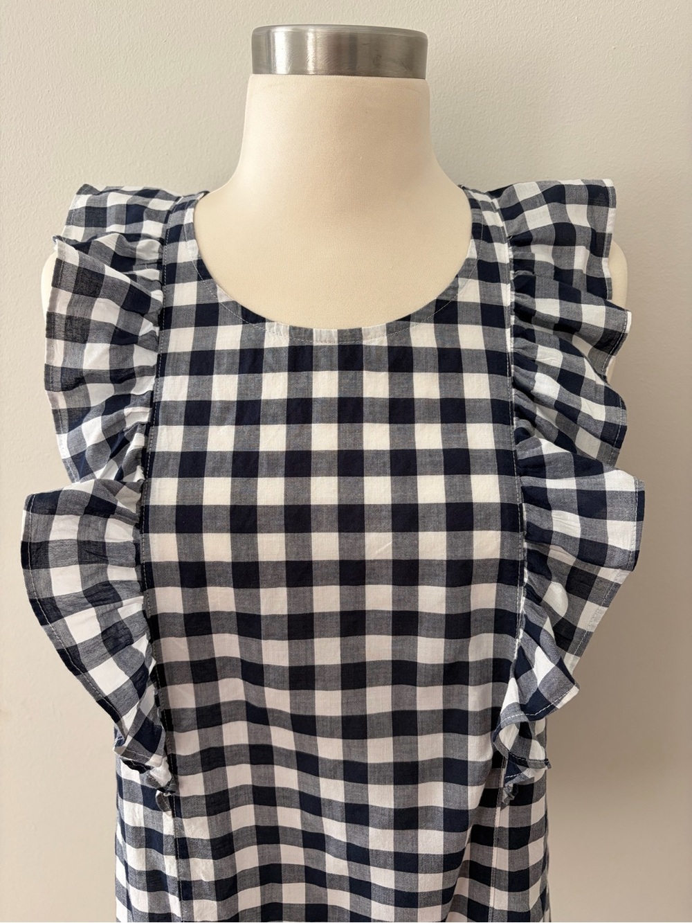 J. Crew Navy and White Gingham Sleeveless Top w/ Ruffle Sz 2 Preppy Cottagecore - Picture 3 of 10